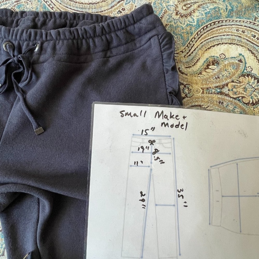 Make & Model Gray Ruffle Side Cuffed Jogger Pants… - image 8